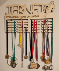 Leseni obešalnik za medalje
